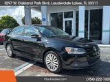 Used 2011 Volkswagen Jetta SEL image 3
