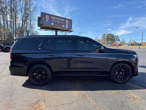 Used 2024 Cadillac Escalade Sport w/ LPO, ONYX Package image 5