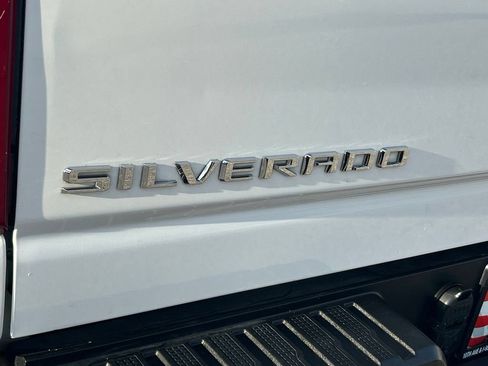 Used 2024 Chevrolet Silverado 2500 LT AWD/4WD image 27