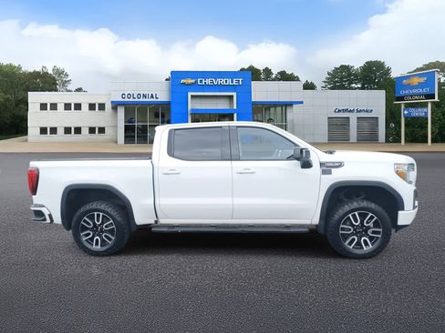 Used 2019 GMC Sierra 1500 AT4 w/ AT4 Premium Package image 3