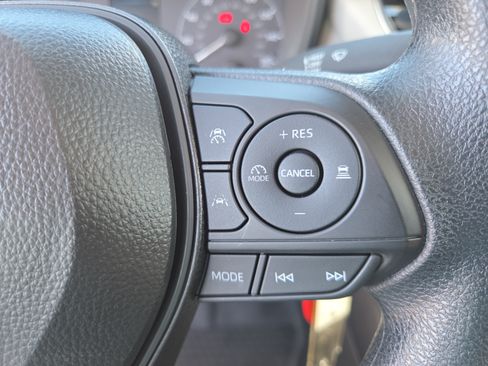 Certified 2025 Toyota Corolla LE FWD image 24