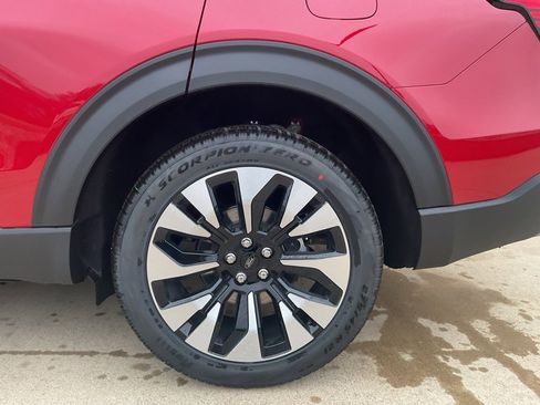 New 2026 Ford Explorer Platinum w/ LUX Leather Package image 6