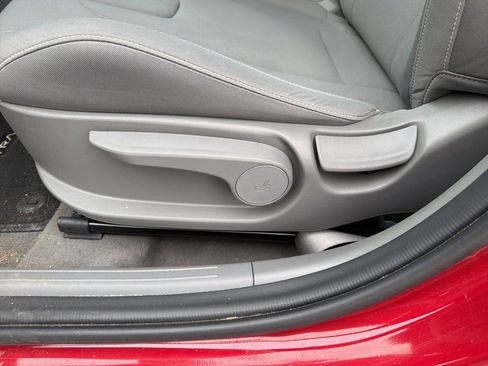 Certified 2024 Hyundai Elantra SEL FWD image 14