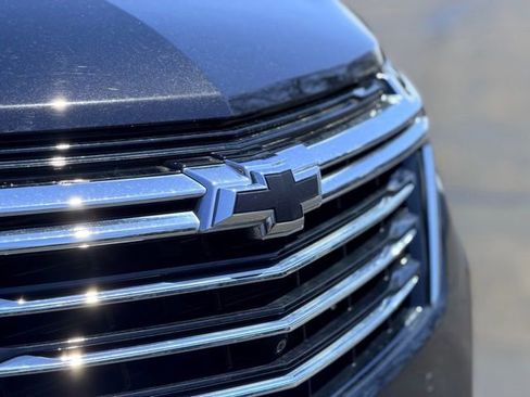 Used 2023 Chevrolet Equinox Premier image 30