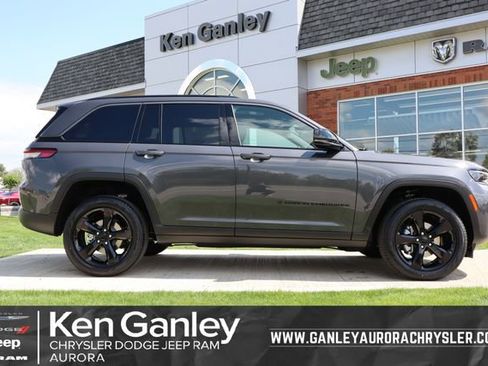 New 2026 Jeep Grand Cherokee Limited w/ Limited Altitude Package AWD/4WD image 1