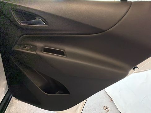 Used 2022 Chevrolet Equinox LT image 31