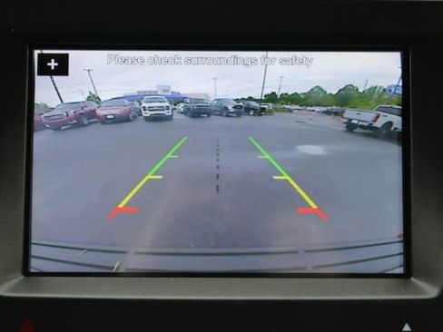 Used 2016 Lincoln Navigator L Select RWD image 3