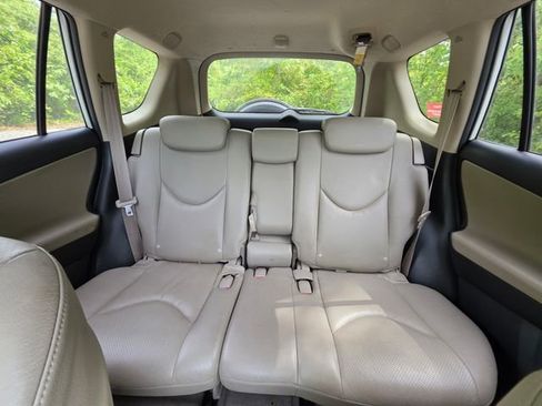 Used 2006 Toyota RAV4 Limited image 24