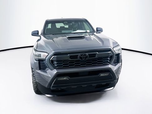 Used 2024 Toyota Tacoma TRD Sport AWD/4WD image 2