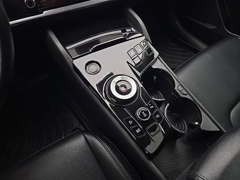 Used 2023 Kia Sportage EX w/ EX Premium Package image 23