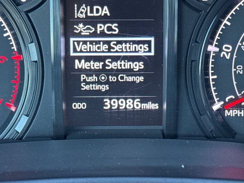 Used 2022 Toyota 4Runner SR5 image 40