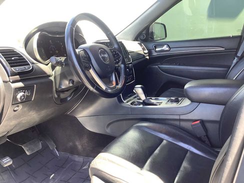 Used 2020 Jeep Grand Cherokee High Altitude AWD/4WD image 3