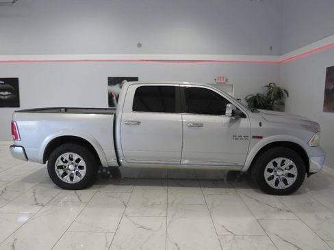 Used 2016 RAM 1500 Limited AWD/4WD image 2