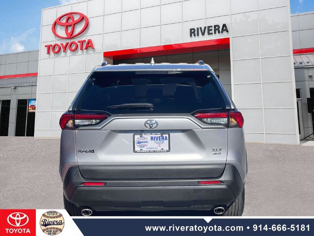 Certified 2023 Toyota RAV4 XLE Premium AWD/4WD image 8