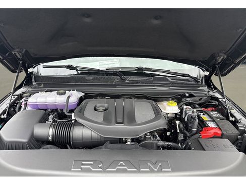 New 2026 RAM 1500 Classic Warlock AWD/4WD image 32