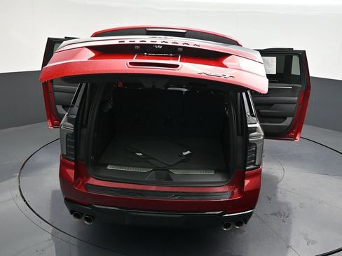 Used 2026 Chevrolet Suburban RST w/ Comfort Package image 37