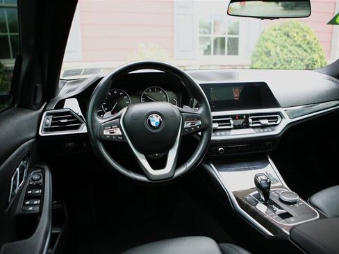 Used 2020 BMW 330i xDrive Sedan w/ Driving Assistance Package AWD/4WD image 13