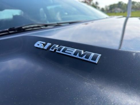 Used 2009 Dodge Challenger SRT8 RWD image 6