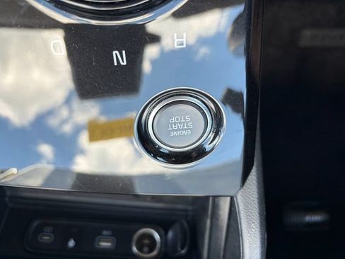 Certified 2023 Kia Sportage EX AWD/4WD image 7