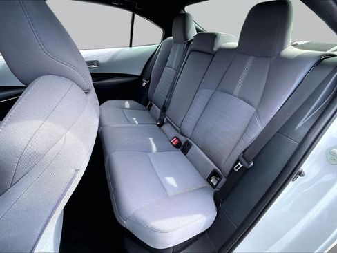 Used 2024 Toyota Corolla SE FWD image 19