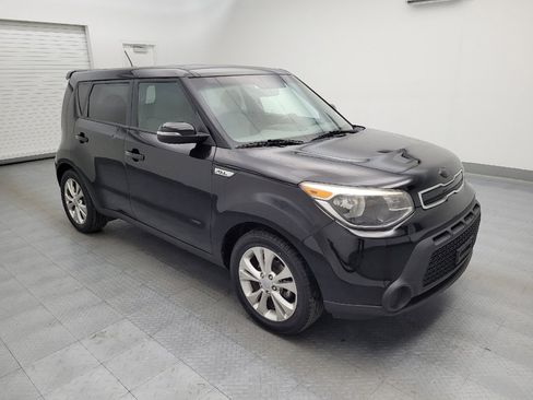 Used 2014 Kia Soul + FWD image 11