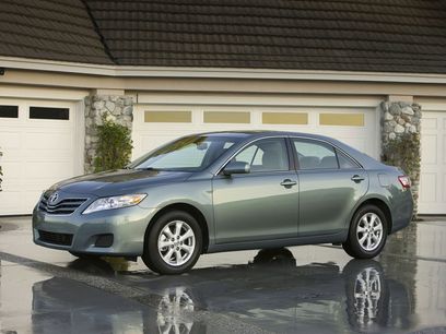 Used 2010 Toyota Camry LE