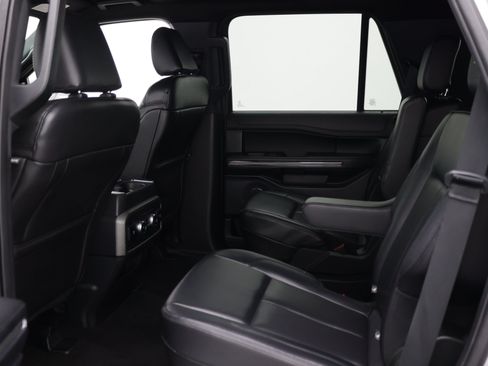 Used 2021 Ford Expedition XLT AWD/4WD image 29