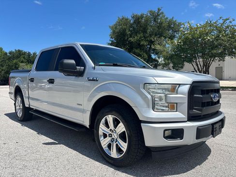 Used 2017 Ford F150 XL w/ Equipment Group 101A Mid RWD image 4