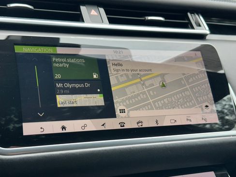 Used 2018 Land Rover Range Rover Velar R-Dynamic HSE image 21