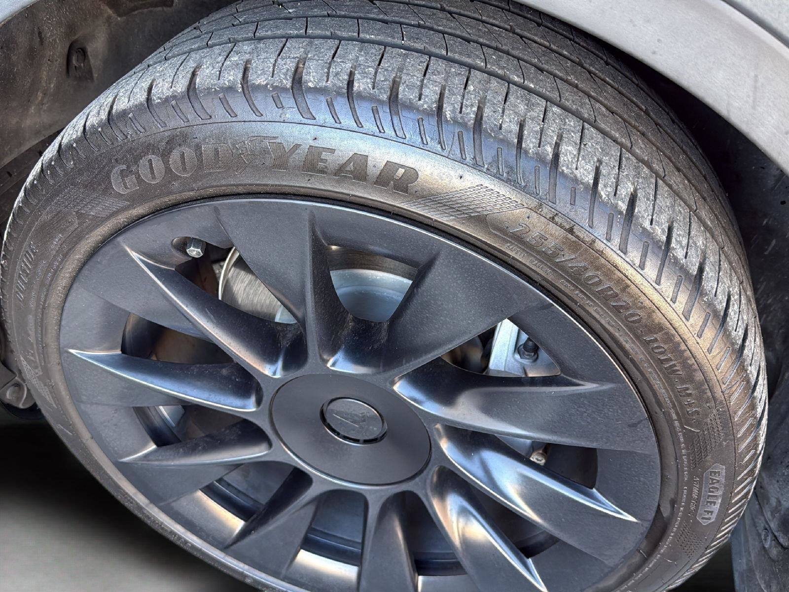 Used 2023 Tesla Model Y Long Range AWD/4WD image 10