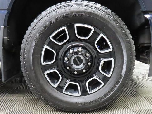 Used 2025 Ford F350 Platinum image 8