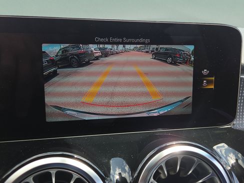 Certified 2022 Mercedes-Benz GLB 250 image 30