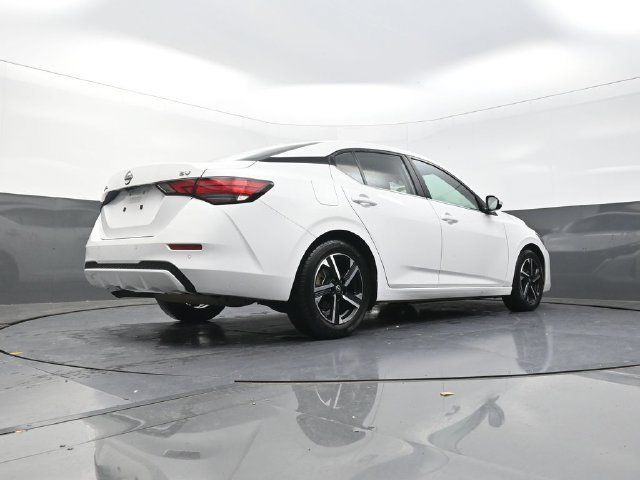 Used 2024 Nissan Sentra SV FWD image 37