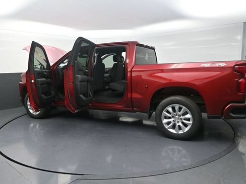 Used 2020 Chevrolet Silverado 1500 Custom w/ Custom Value Package AWD/4WD image 45