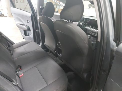 Certified 2025 Hyundai Kona SEL AWD/4WD image 11