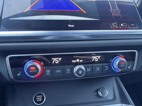 Used 2023 Audi Q3 2.0T Premium w/ Convenience Package image 27