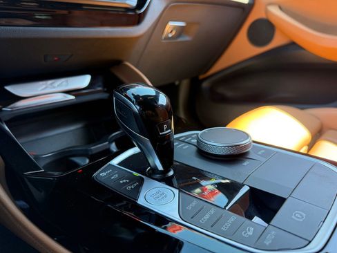 Used 2022 BMW X4 xDrive30i w/ M Sport Package 2 image 23