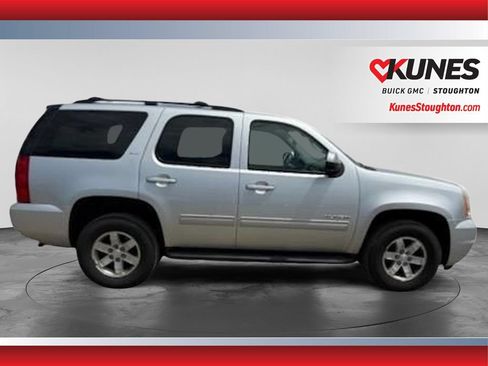 Used 2012 GMC Yukon SLT w/ SLT-2 Equipment Package AWD/4WD image 10