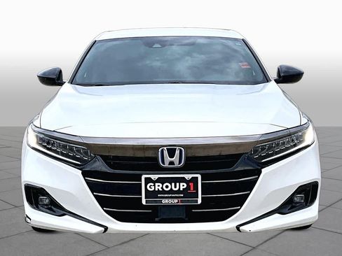 Used 2022 Honda Accord Sport image 3