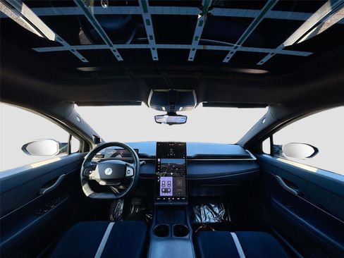 Used 2023 Fisker Ocean One image 23