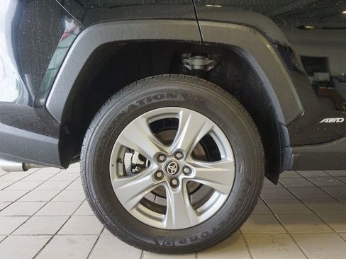Used 2025 Toyota RAV4 LE AWD/4WD image 27