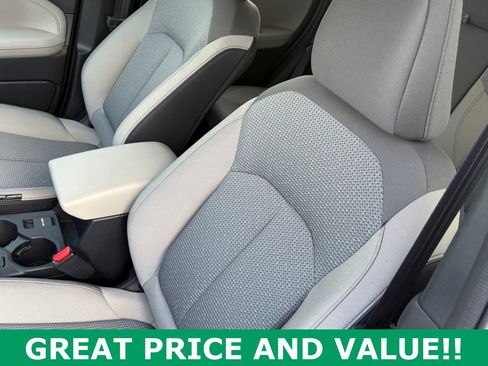 Used 2025 Subaru Forester Premium AWD/4WD image 30