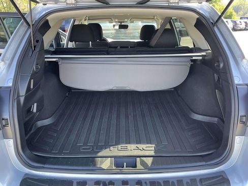 Used 2018 Subaru Outback 2.5i Premium image 31
