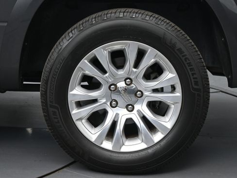 Used 2015 RAM 1500 Laramie Longhorn image 23