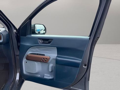 Used 2022 Ford Maverick Lariat w/ Lariat Luxury Package image 34