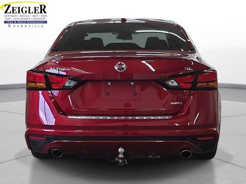 Used 2022 Nissan Altima 2.5 SL AWD/4WD image 6