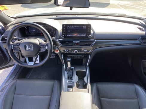 Used 2022 Honda Accord Sport image 17