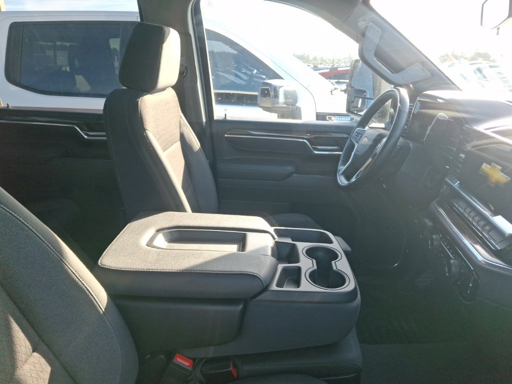 Certified 2025 Chevrolet Silverado 2500 LT w/ Convenience Package AWD/4WD image 13