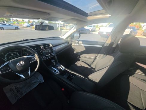 Certified 2018 Honda Civic EX image 25
