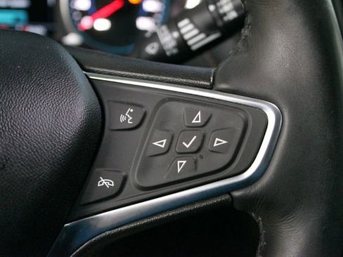 Used 2018 Chevrolet Equinox Premier AWD/4WD image 17